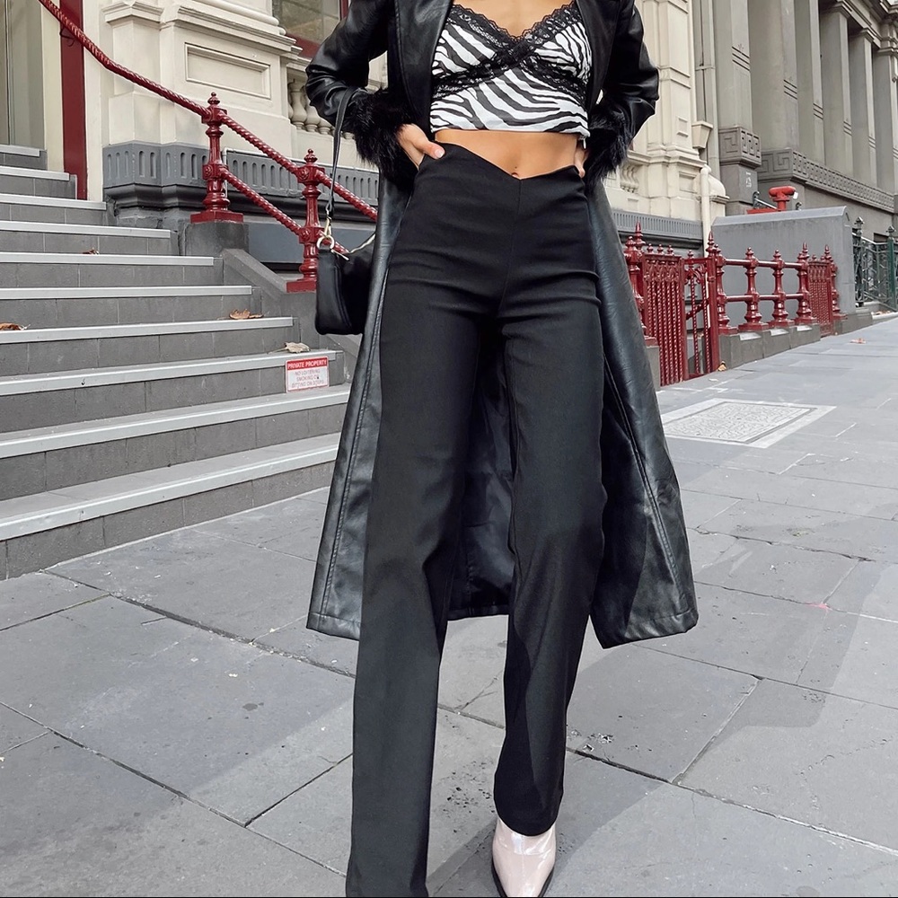 Princess Polly Zara pant black size 2 never worn!